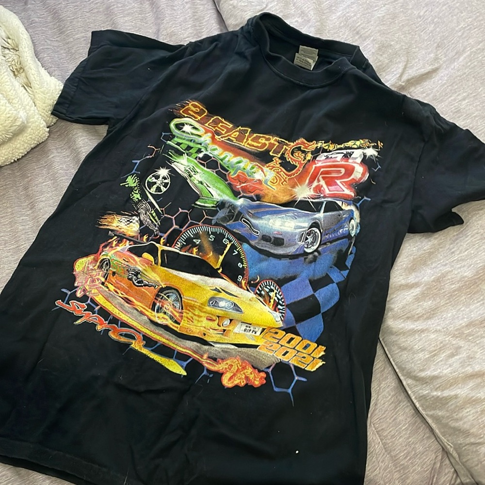Graphic tee